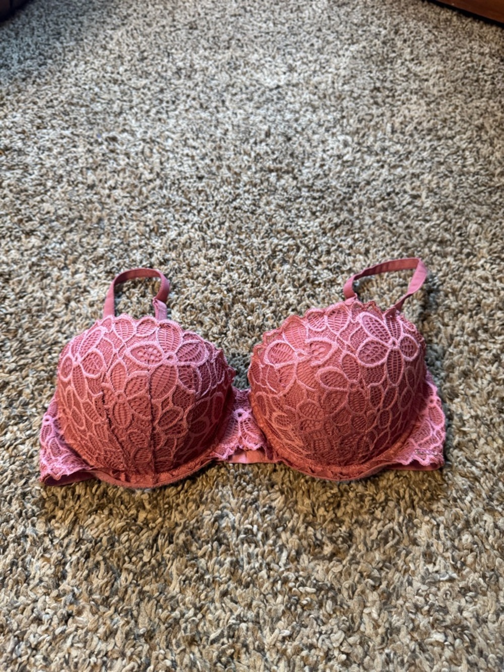 PINK Victoria's Secret Floral Lace Push-Up Bra in Dusty Rose